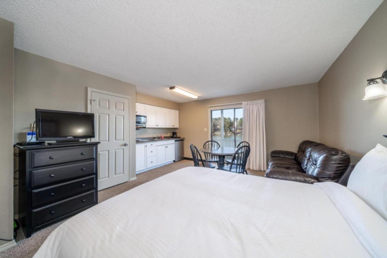 Apartamento The Hamilton - Lakefront & Suites,